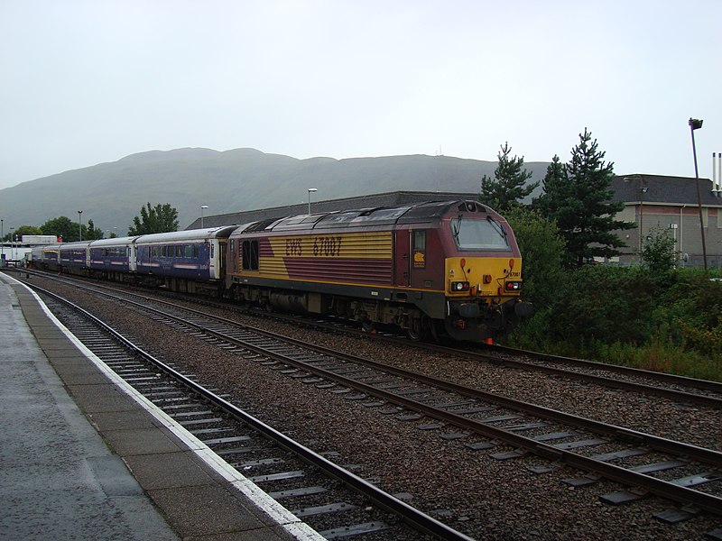 File:Class 67 Locomotive shunting coaches at Fort William - geograph.org.uk - 2331158.jpg