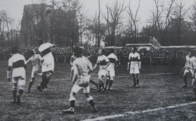 Cannes and Olympique Lillois in the Coupe de France in 1920.
