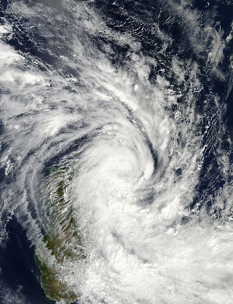 File:Cyclone Jade at second landfall.jpg