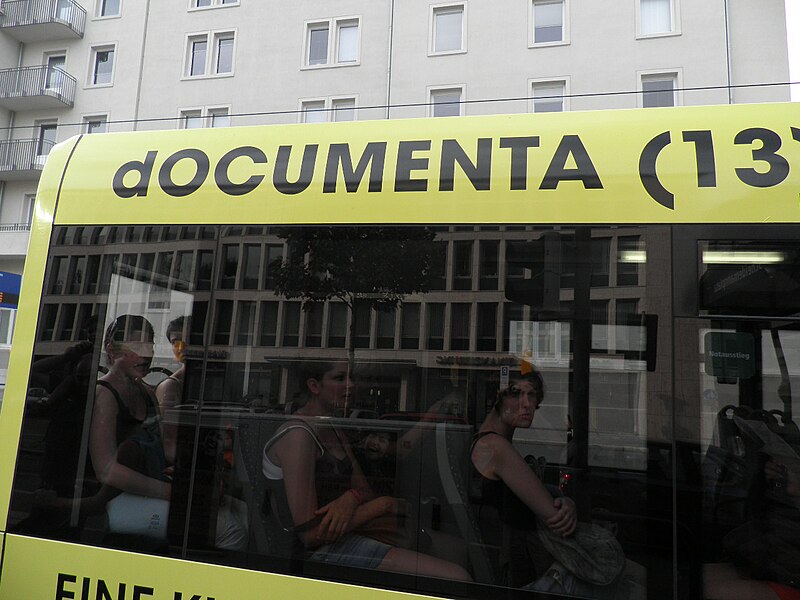 File:Documenta bus.JPG