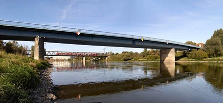 Elbebrücke Roßlau (Straße)