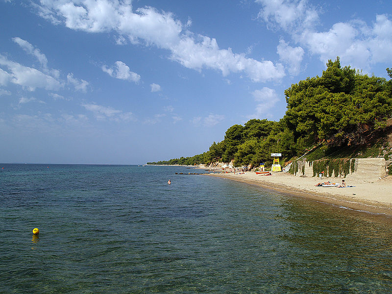 File:EliaBeach.jpg