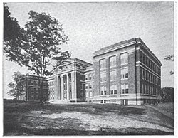 Engineering College Building, University of Cincinnati.jpg