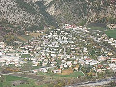 Vue de l'extension moderne du village d'Espinasses.