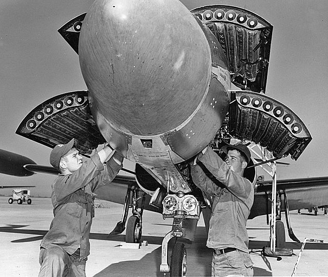 F-94 Starfire being armed with Mighty Mouse rockets
