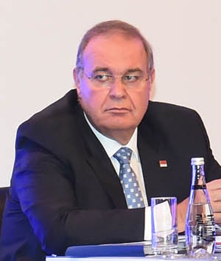 Faik Öztrak (cropped).jpg