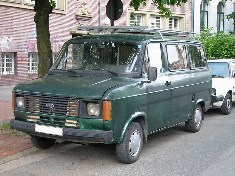 Der Ford Transit  800px-Ford_transit_3_v_sst