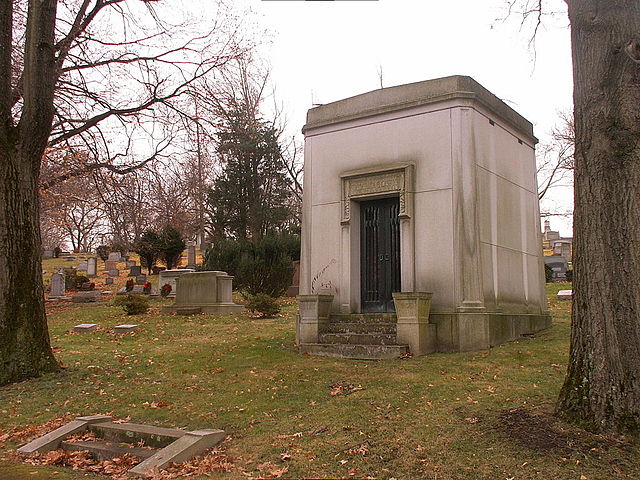 Frederick Mesta mausoleum