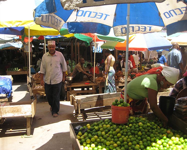 File:Fruit and vegetable stands in Kariakoo market.JPG