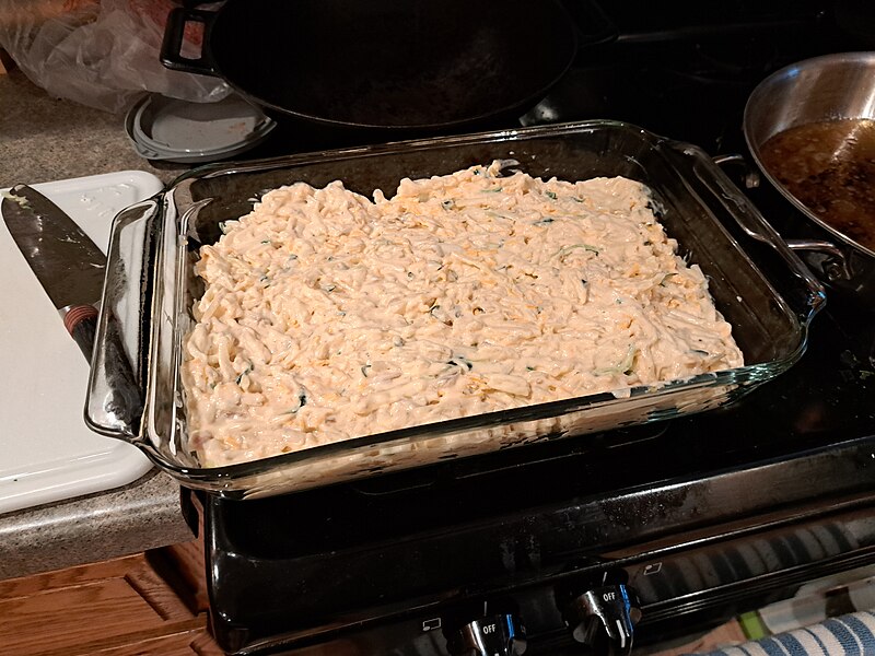 File:Funeral potatoes before baking.jpg