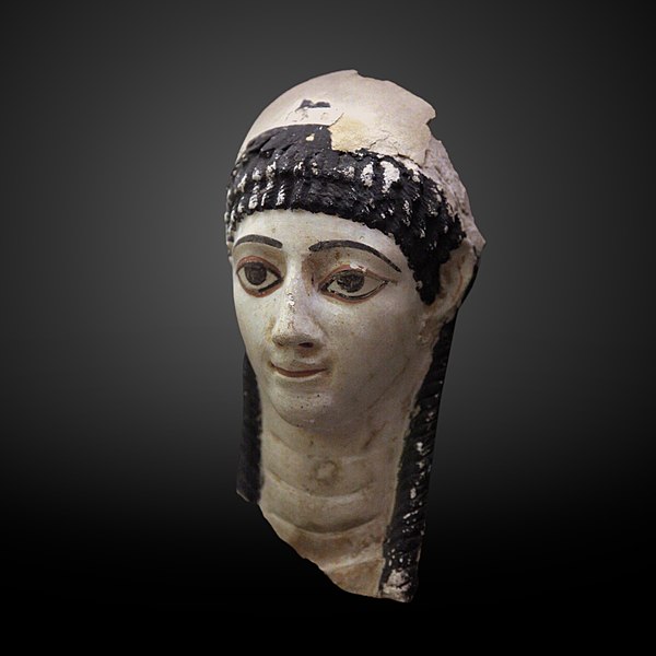 File:Funerary mask of a woman-MAHG 012485-IMG 1828-gradient.jpg