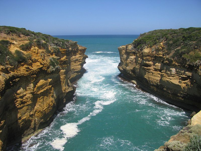 File:GOR Loch Ard Gorge.jpg