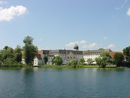 Gesamtansicht Kloster Frauenchiemsee