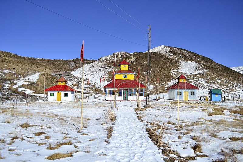 File:Gnathang Krishna Mandir.jpg