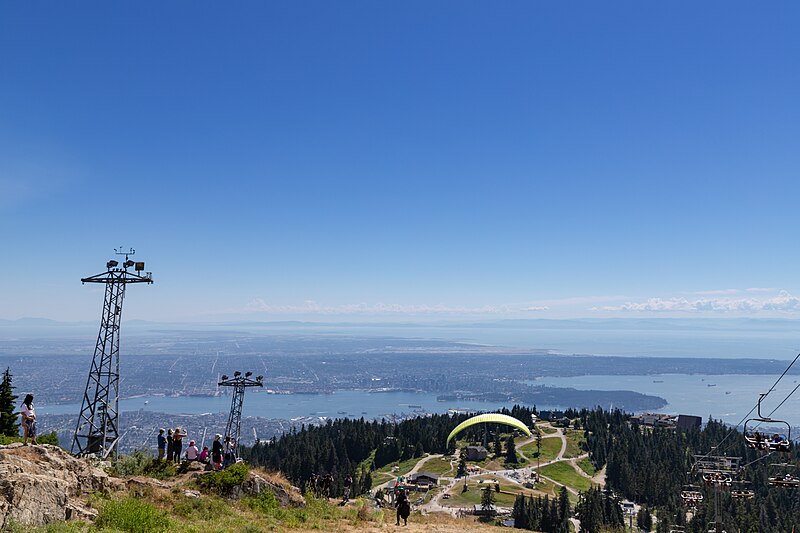 File:Grouse Mountain Vancouver Canada (30852310598).jpg