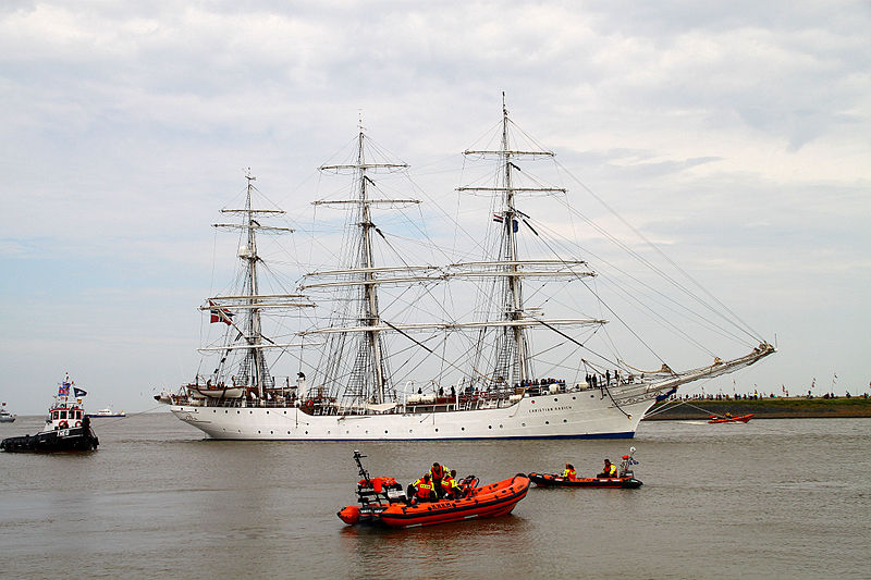File:Harlingen - Tall Ship Races 2014 -089.JPG
