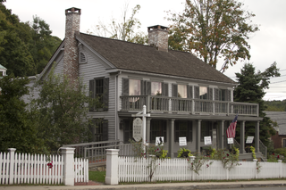 <span class="mw-page-title-main">Greeley House (Chappaqua, New York)</span> Historic house in New York, United States