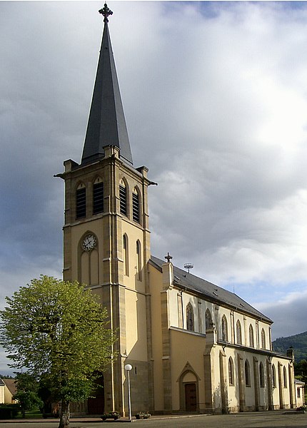 File:Husseren-Wesserling, Eglise Saints-Philippe-et-Jacques.jpg