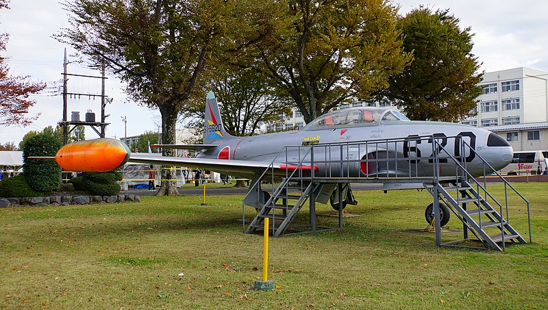 File:JASDF T-33A(51-5620) right front view at Iruma Air Base November 3, 2014 02.jpg