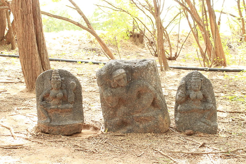 File:Jain Tirthankara Ayyanar And Devi Idols of Marudur 2.JPG