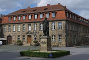 English: The Jean-Paul-Platz in Bayreuth, Germany Deutsch: Der Jean-Paul-Platz mit Jean-Paul-Denkmal in Bayreuth This is a picture of the Bavarian Baudenkmal (cultural heritage monument) with the ID D-4-62-000-92 (Wikidata)