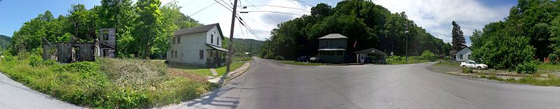 Jenkinjones, West Virginia (2014).jpg