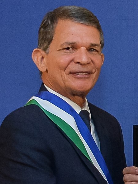 File:Joaquim Silva e Luna - Ministro da Defesa.jpg