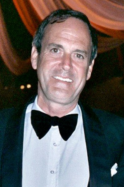 Cleese appearing at the 61st Academy Awards in March 1989