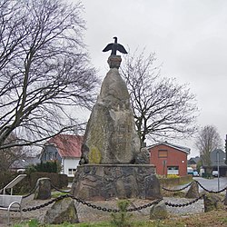 Kaiser Willem Denkmal Alsvesloh.jpg