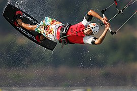 Kitesurfing en el río Columbia.