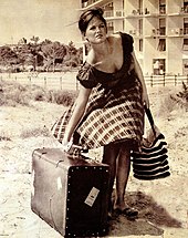 Cardinale in Girl with a Suitcase (1961)