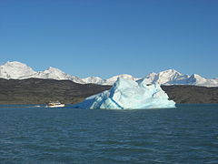 Lac Argentine iceberg.JPG