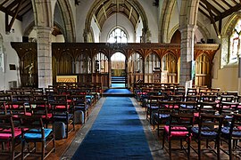 Leeds, St. Nicholas' Church, Perpendicular nave and c15th eleven bay rood - geograph.org.uk - 5530013.jpg