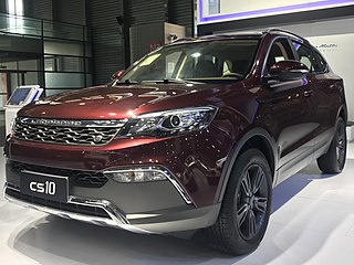 Leopaard CS10 Chinese compact CUV