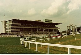 Preparations at the racecourse