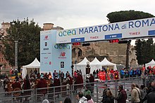 Finish on Via dei Fori Imperiali, 2017 Maratona di Roma in 2017.15.jpg