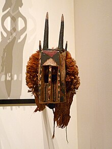 Walu antelope mask (2) .jpg