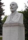 Busto de IV Michurin frente a la Universidad Estatal de Moscú