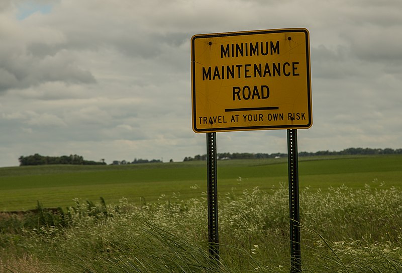 File:Minimum Maintenance Road - Travel at your own risk (27707991043).jpg