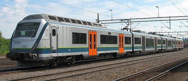 An NSB Class 72 train in 2008