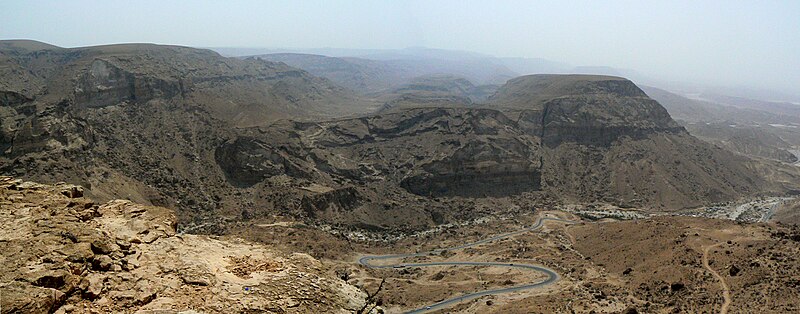 File:Normal fault yemen.jpg