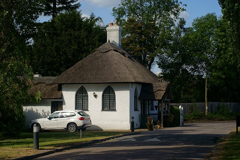 File:North Lodge, Gatton, Surrey - geograph.org.uk - 2428454.jpg