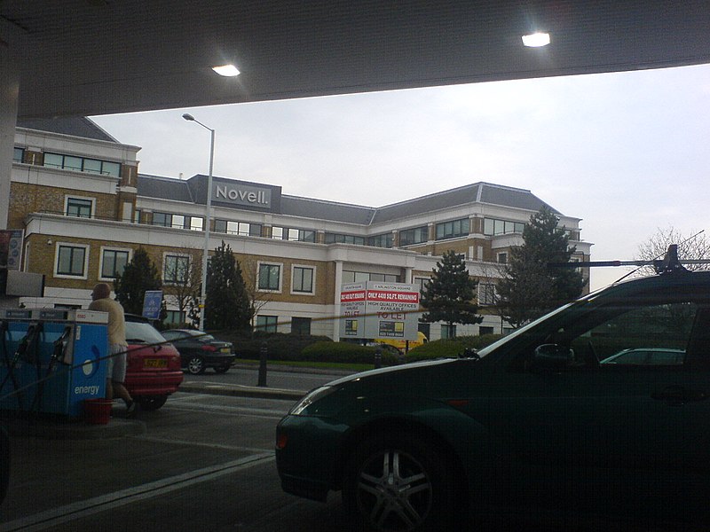 File:Novell building in Bracknell 2006.jpg