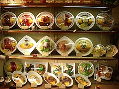 Models of various omurice dishes