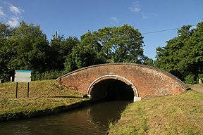 OxfordCanal Bridge232.jpg