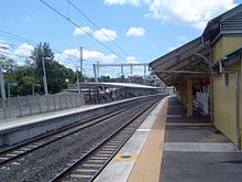 Oxley station's new platform and track (left) Oxley railway station.jpg