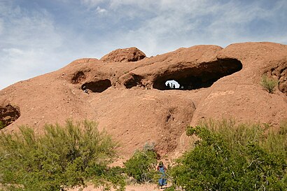 How to get to Hole in the Rock-Papago Park with public transit - About the place