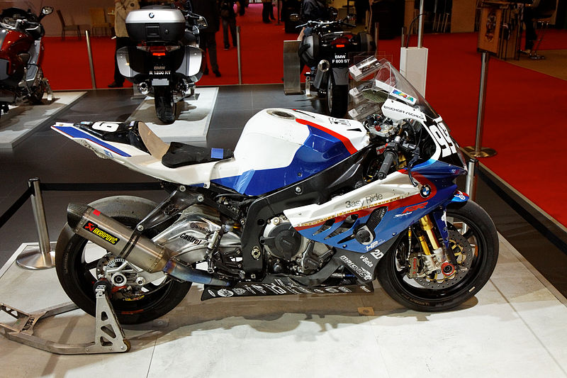 File:Paris - Salon de la moto 2011 - BMW - S1000 RR Team BMW Motorrad France - 001.jpg