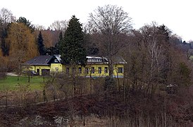 Dollberg 1 Manner-Villa