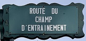 Voir la plaque.